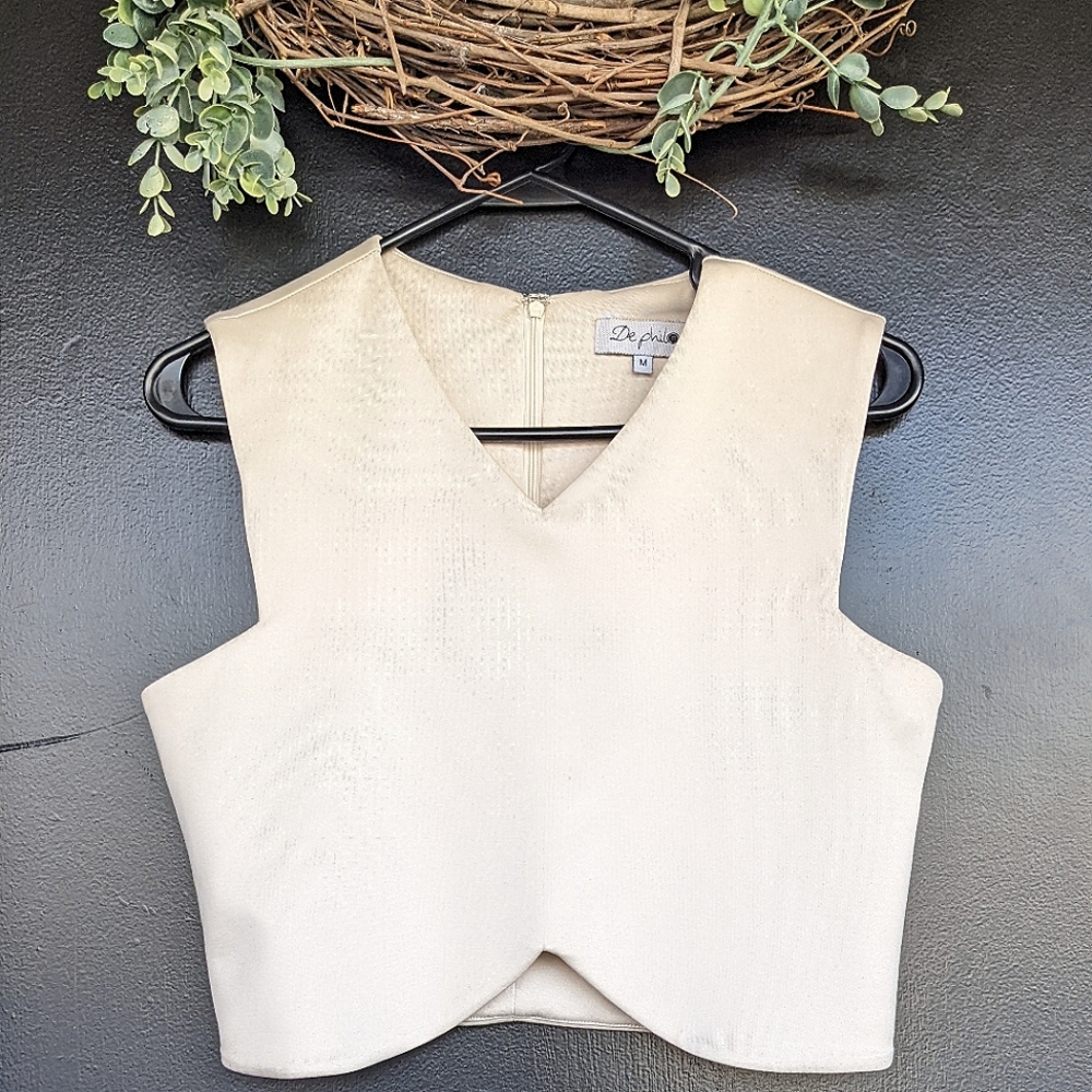 Cropped sleeveless top (M)